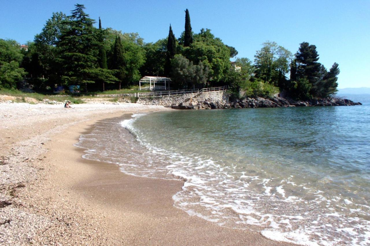 Apartments By The Sea Lovran, Opatija - 7837 Bagian luar foto