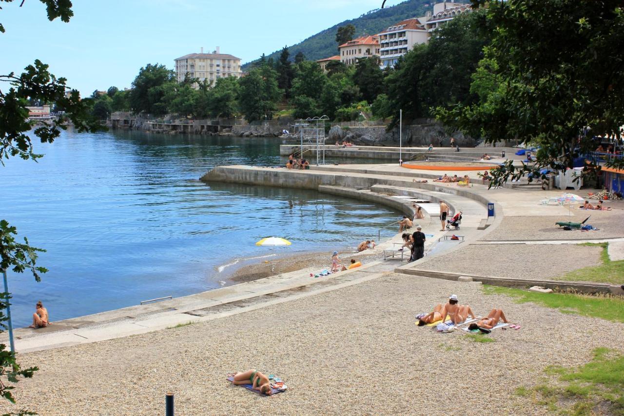 Apartments By The Sea Lovran, Opatija - 7837 Bagian luar foto